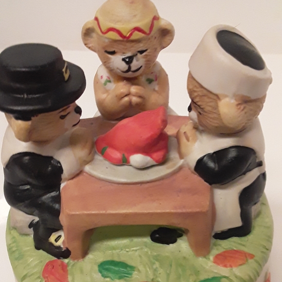 Music Box - Picture 4 of 10